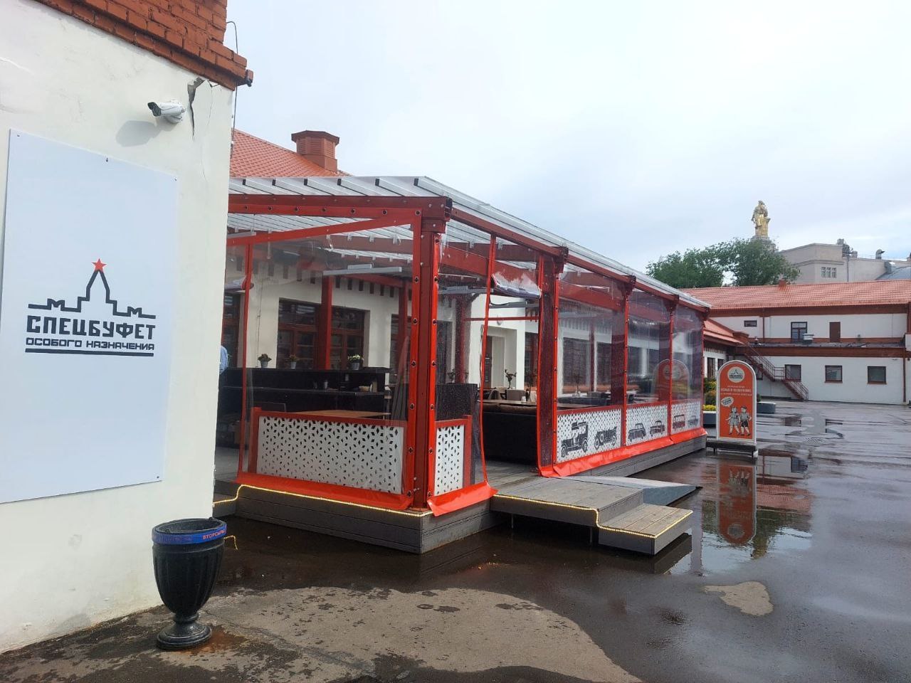 ПВХ шторы для летней террасы кафе в Лесном Городке